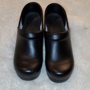 Dansko leather professional shoes